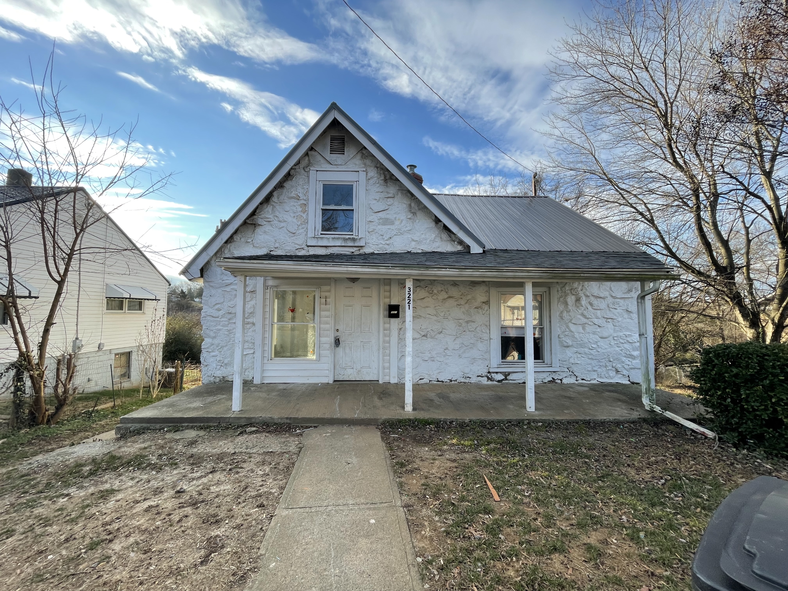 Property main image